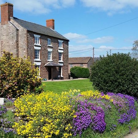 Upper Eyton Farmhouse B&B Shrewsbury Dış mekan fotoğraf